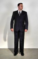 Anzug, Modell 1930 Spitzfasson, Dunkelblau mit Nadelstreifen.